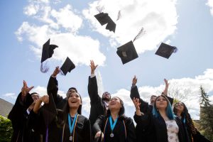 foto de ¿A qué becas puedes postularte en el Perú?