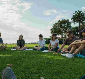 logo de Día del estudiante en Perú